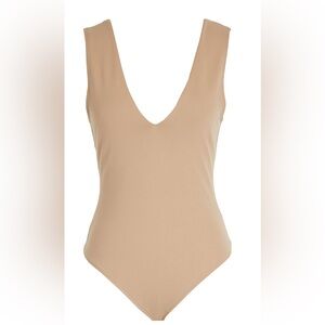 Free people-v neck body suit. Slim fit.